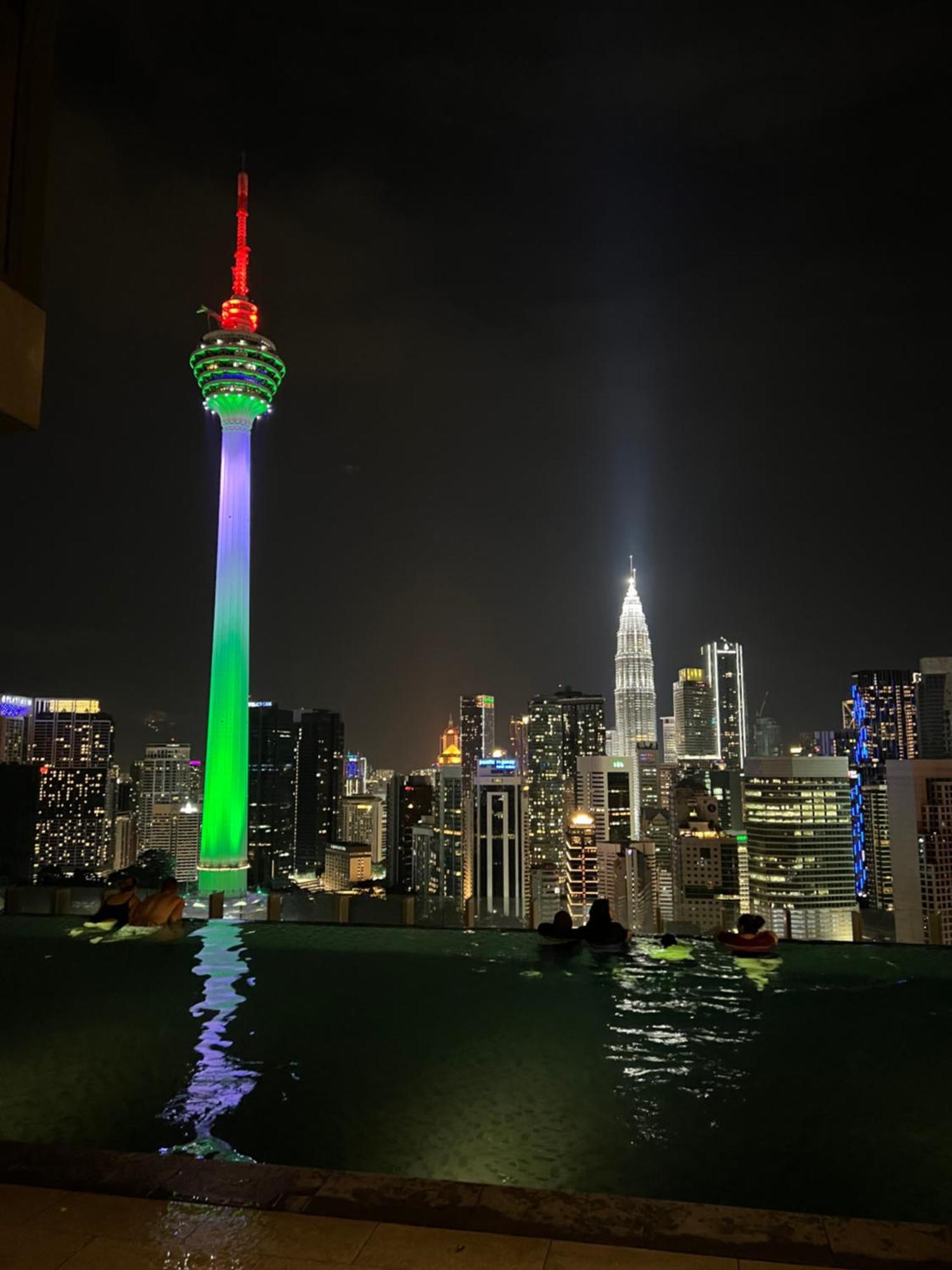 Klcc View,5 Mins To Kl Tower Apartment Куала Лумпур Екстериор снимка